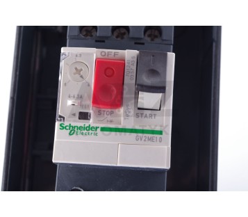 SCHNEIDER GV2ME10 WITH HOUSING CASING  ! NEW !