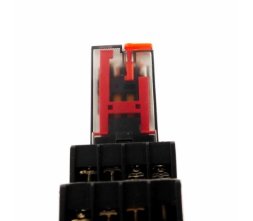 BTR R274 230VAC 18FF-4Z-C8 7A250VAC 18FF4ZC8