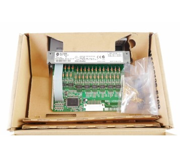 ALLEN-BRADLEY SLC500 1746-IB32 1746IB32 ! NEW !