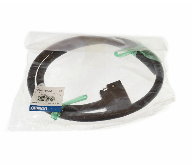 OMRON R88A-CPG001S R88ACPG001S 1m Universal cable G-Servo ! NEW !
