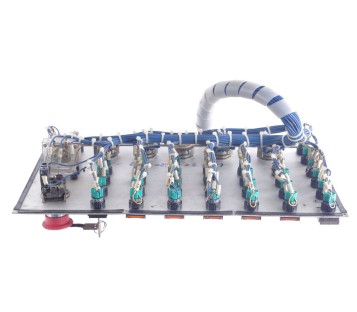 MITSUBISHI MELDAS KEYBOARD KEYPAD OPERATOR PANEL 