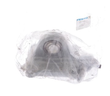 FESTO SNCS-100-R3  SNCS100R3 2895925 Swivel flange ! new !