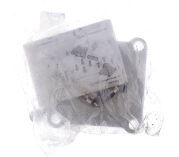 FESTO SNCS-100-R3  SNCS100R3 2895925 Swivel flange ! new !