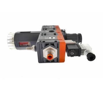 METAL WORK 562_V70_ + 562_B56_+562_V10_