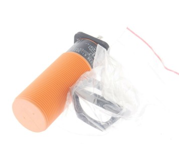 IFM KI5038 KI-3015-FPKG/NI/SS-000-K KI3015FPKGNISS000K  ! NEW ! 