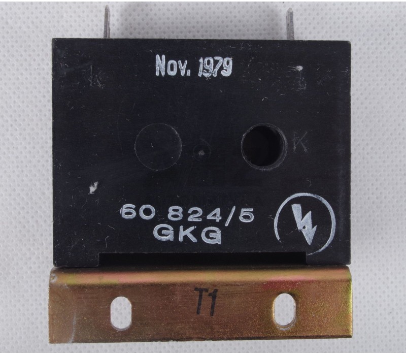 GKG 60 824/5  60824/5 608245 NOV.1979  NOV. 1979