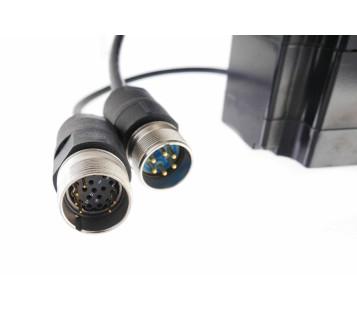 YASKAWA SGMPH-02A1A6CD-OY SGMPH-02A1A6CD-0Y AC SERVO MOTOR 