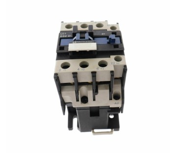 TELEMECANIQUE LC1D3201 110V AC