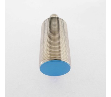 LANBAO LR30XCF22DPOY-E2 LR30XCF22DPOYE2  M30 SENSOR ! NEW !