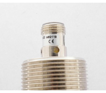 LANBAO LR30XCF22DPOY-E2 LR30XCF22DPOYE2  M30 SENSOR ! NEW !