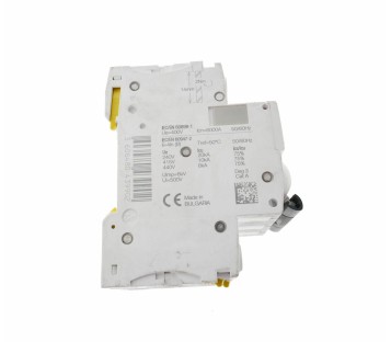 SCHNEIDER ELECTRIC IC60N B10A 3 POLE CIRCIUT BREAKER