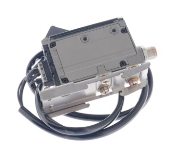 OMRON E3MC-X81 E3MCX81 RGB Color Sensor 