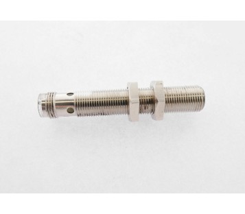 OMRON E2A-M12LS04-M1-B2 E2AM12LS04M1B2 ! NEW !