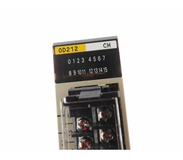 OMRON C200H-0D212 C200H-OD212 OUTPUT UNIT