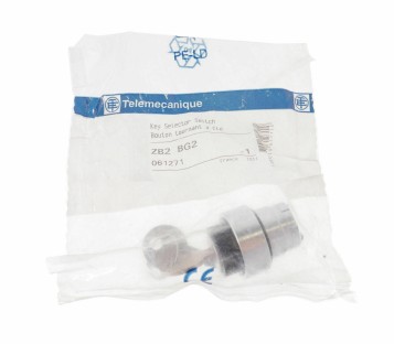 TELEMECANIQUE ZB2BG2 ZB2 BG2 061271 KEY SELECTOR SWITCH ! NEW !