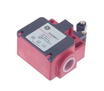 GE GENERAL ELECTRIC LIMIT SWITCHES  IUCHB411 130089   ! NEW !