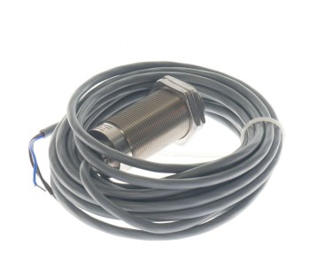 IFM II5961 IIA3010ZBPKG Inductive high-temperature sensor ! NEW ! 