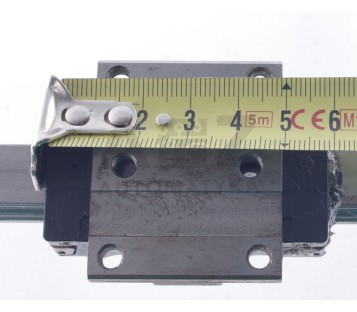 THK SIRSS  R165111320 588 7210  71,5cm  linear guide