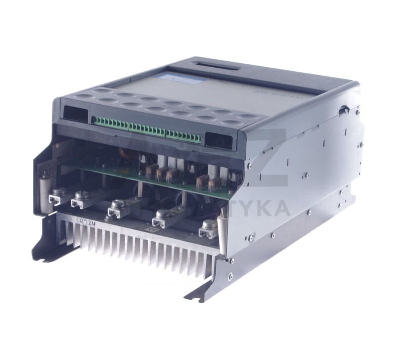 EUROTHERM 590 SERIES 590/0700/6/1/3/3/1/0/0000/000/000/440/0/00/00/00/00/000