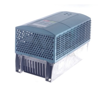 EUROTHERM 590 SERIES 605C/0055/400/0011/UK/0/0/B0/0/0   605C00554000011UK00B000