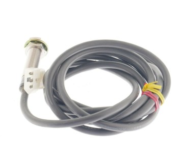 OMRON E2EV-X2B1 E2EVX2B1 ! NEW ! 