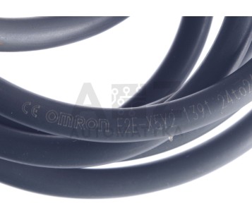 OMRON E2E-X5Y2 E2EX5Y2 1391 