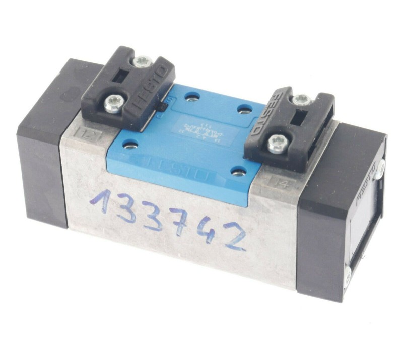 FESTO VL-5/3G-D-1-C VL53GD1C 151010 ! NEW ! 