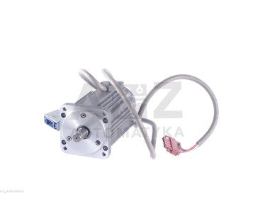 OMRON R88M-R30030-05CS1   R88MR3003005CS1 R88M-R30030