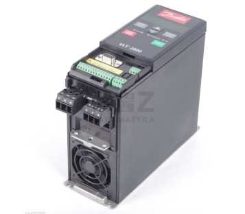 DANFOSS VLT 2800 VLT2800 VLT2811PT4B20SBR1DBF00A00 195N1028 