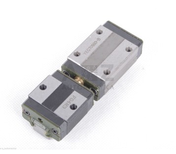 THK YEC70980-B YEC70980B + FG4H3 SR15 LINEAR SLIDE + 2PCS LINEAR BEARIN  ! NEW !