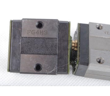 THK YEC70980-B YEC70980B + FG4H3 SR15 LINEAR SLIDE + 2PCS LINEAR BEARIN  ! NEW !
