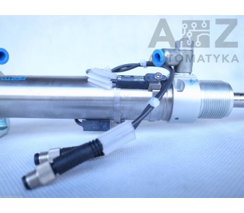 FESTO DSNU-32-100-PPV-A-S2 193992 Round cylinder with 2 sensors ! NEW !