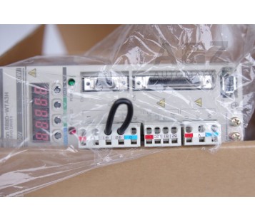 OMRON AC SERVO DRIVER R88D-WTA3H ( R88DWTA3H  )  ! NEW IN BOX !