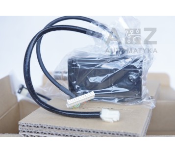 YASKAWA SERVO MOTOR SGM-02AGSU32 ( SGM02AGSU32 )  ! NEW IN BOX !