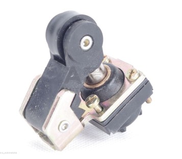 TELEMECANIQUE ZCK D21 ZCKD21 064672 ! NEW !