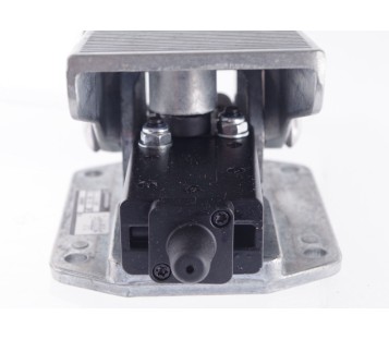 NORGREN X3048202 5/2-way Mechanically operated pneumatic valve Pedal