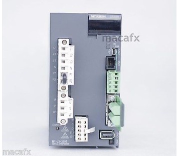 MITSUBISHI AC SERVO MR-J3-350T ( MRJ3350T )  3,5kW 0-360Hz 17,0A + MR-J3T-CN6