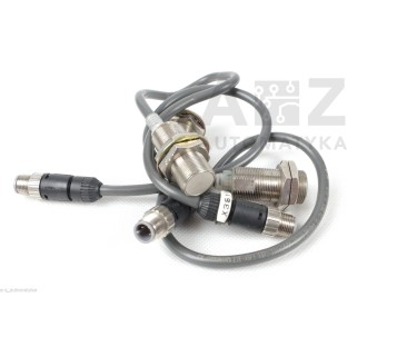 OMRON E2E-X5F1 05402  + E2E-X5F1 1332 E2E X5F1  E2EX5F1 ! 3PCS !
