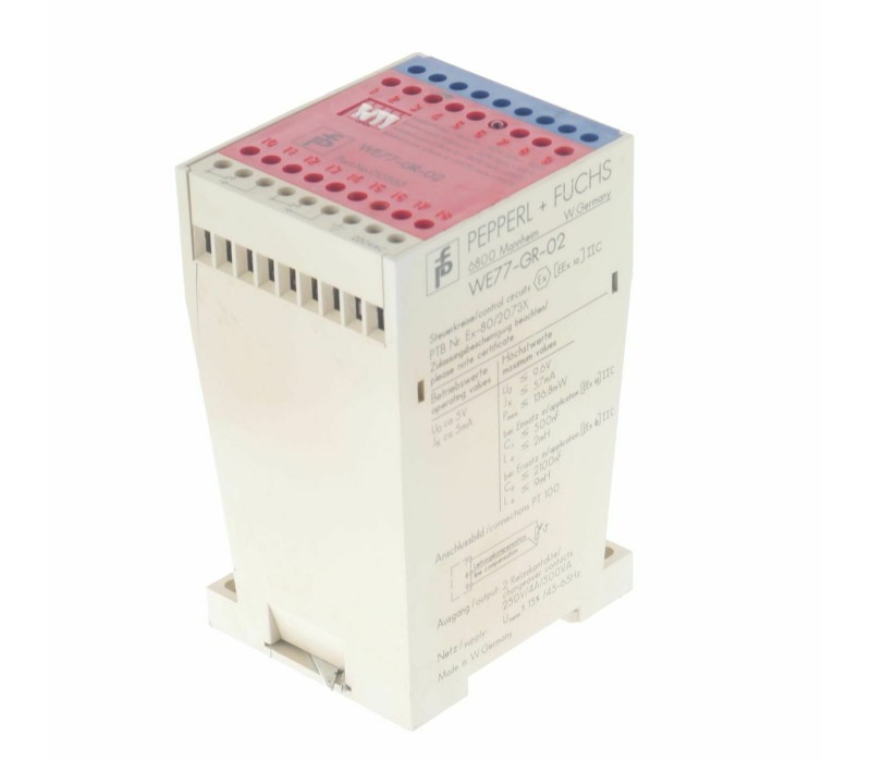 PEPPERL + FUCHS WE77-GR-02 WE77GR02 00363 (DEFECT ON HOUSING)