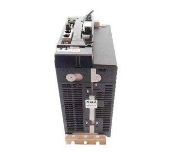 OMRON R88D-KN20F-ECT R88DKN20FECT (defect)