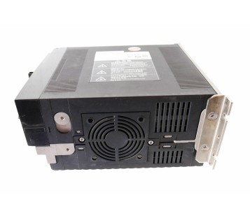 OMRON R88D-KN20F-ECT R88DKN20FECT (defect)