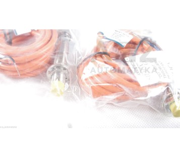 Q&W QW SENSORS PROXIMITY SWITCH LM12-3004NCT LM123004NCT 6-36VDC ! 2PCS ! NEW !