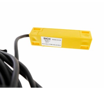 SICK RE300-DA10P RE300DA10P 10,5M NEW !